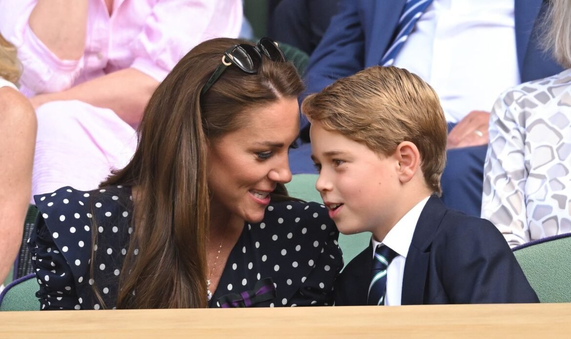 Kate Middleton atinge marco materno: Príncipe George é quase tão alto quanto ela