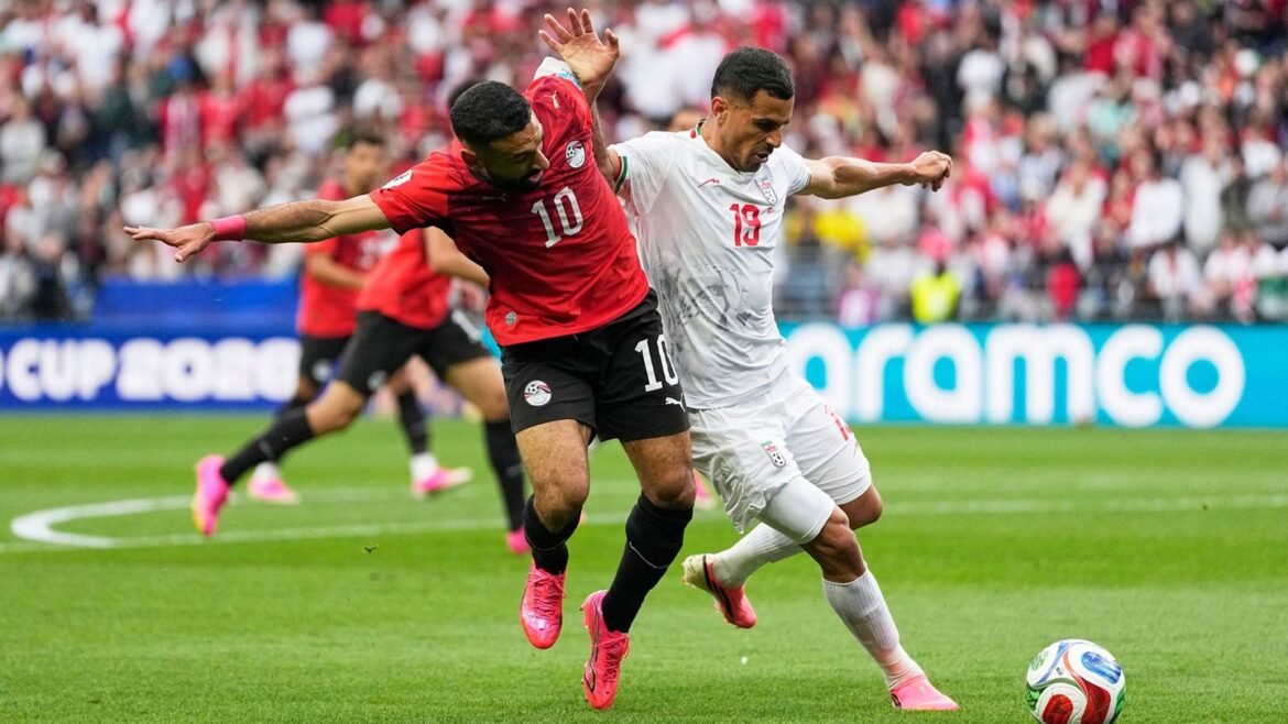 Copa do Mundo de Futebol: 1 a 1 na “Partida do Orgulho”: Egito continua, Irã deve esperar