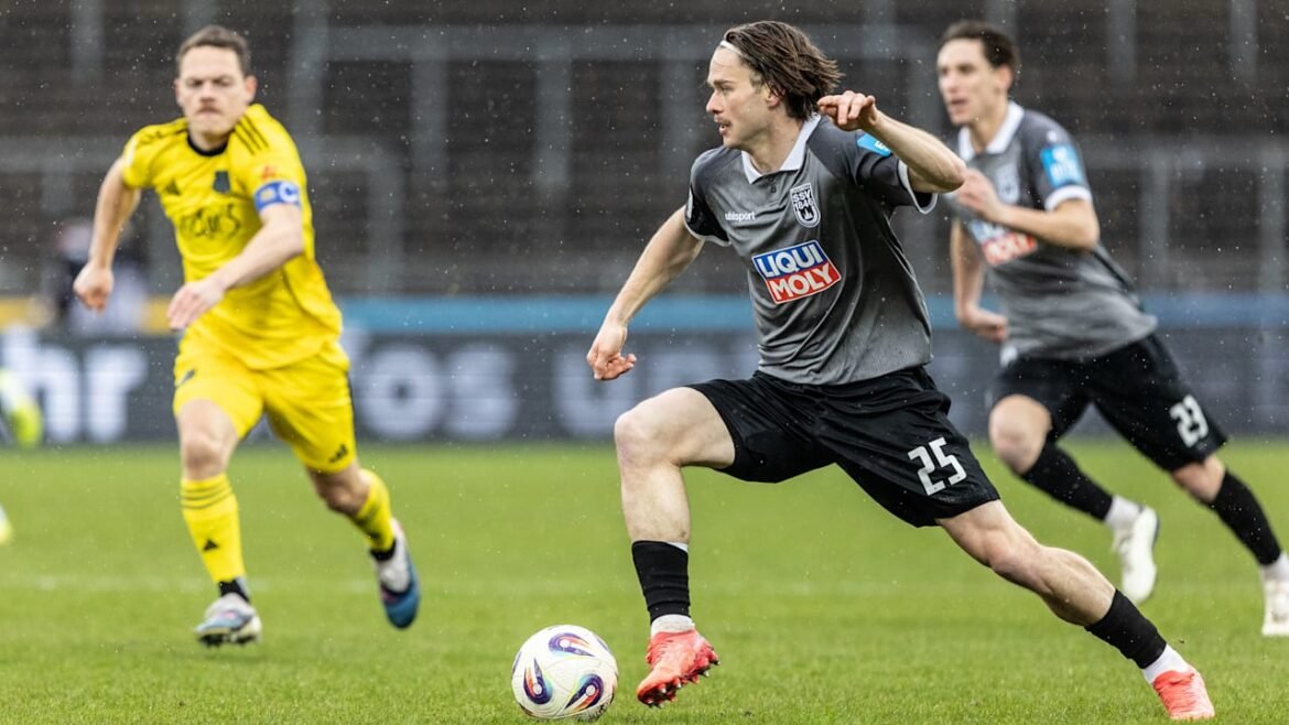 Já depois de um ano: o artilheiro está de volta! Carl Zeiss Jena continua a atualizar | esportes