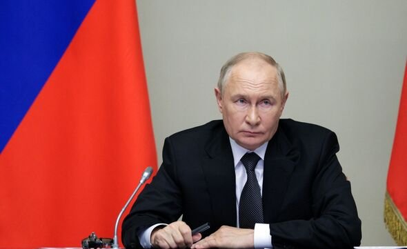 Putin corre o risco de “desencadear o colapso económico” à medida que o desespero aumenta | Mundo | Notícias