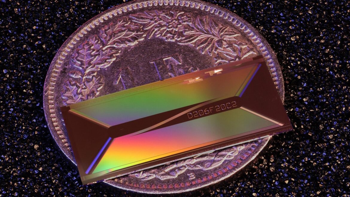 Os cientistas descobriram como encolher enormes lasers ultrarrápidos para caberem em um minúsculo chip – o ‘Santo Graal’ do campo