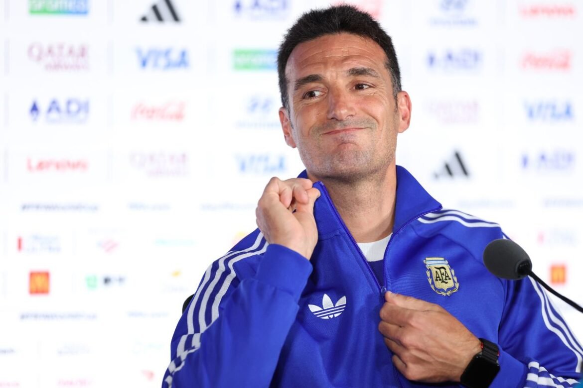 Argentina conspira contra a Inglaterra enquanto técnico promete ligar para o técnico espanhol