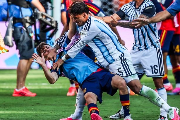 Final da Copa do Mundo AO VIVO: Argentina dá socos em jogadores espanhóis conforme exigência da investigação da FIFA