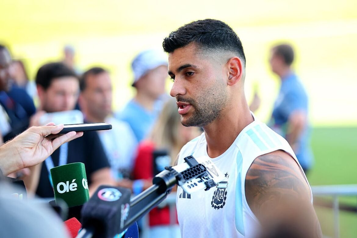 Cristian Romero revida o rival na Copa do Mundo com uma mensagem simples de oito palavras
