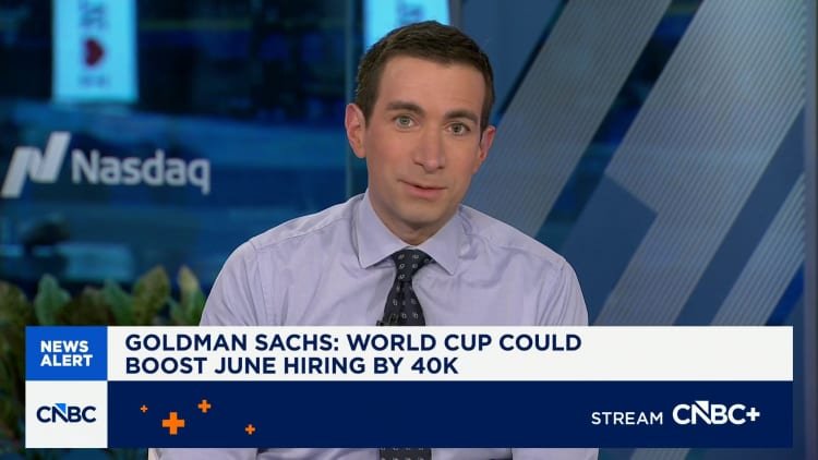 Copa do Mundo pode impulsionar relatório de empregos de junho em 40 mil, estima Goldman