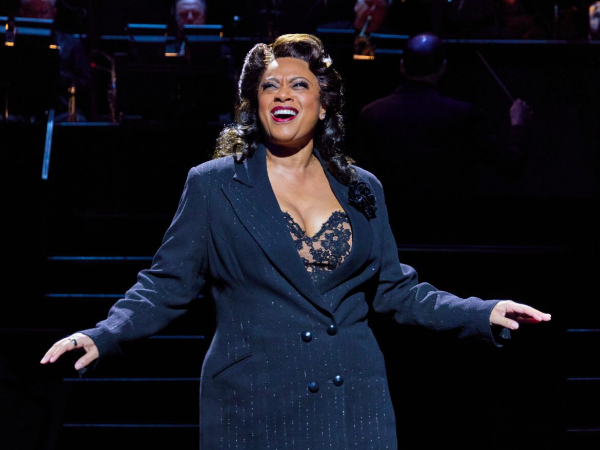 Jacqueline B. Arnold fala sobre Chicago, Faith e Broadway Long | Buzz da Broadway