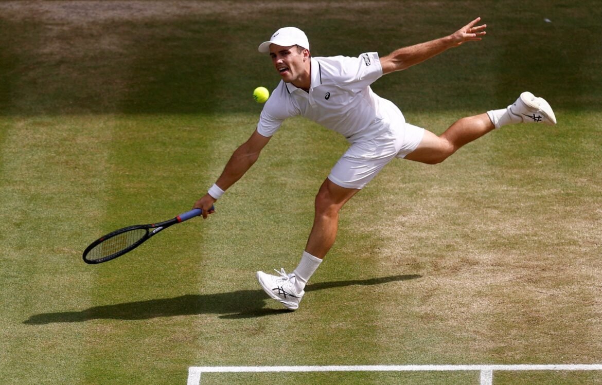 Arthur Fery é dominado por Alexander Zverev quando o sonho de Wimbledon chega ao fim abruptamente