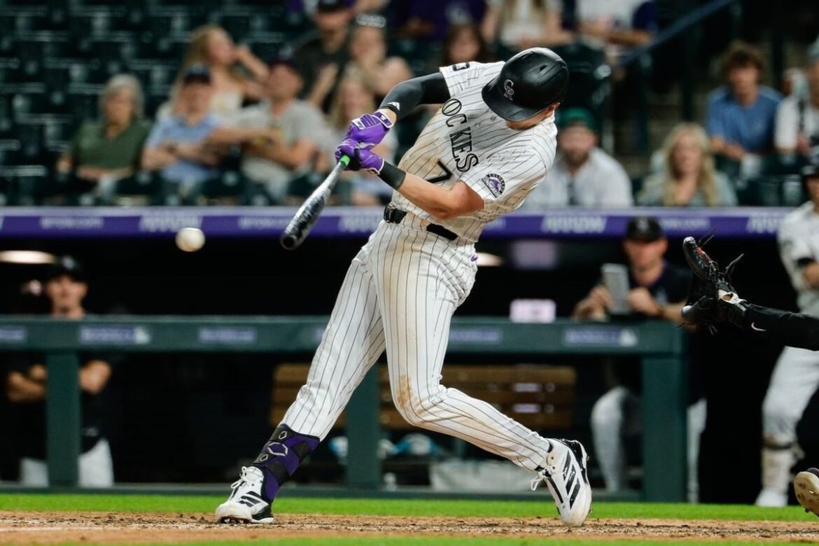 TJ Rumfield dirige quatro para levar Rockies à frente dos Reds