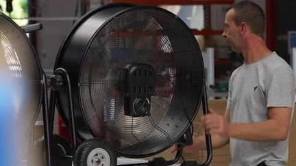 as empresas ajustam os seus horários para proteger os seus trabalhadores do calor extremo – franceinfo