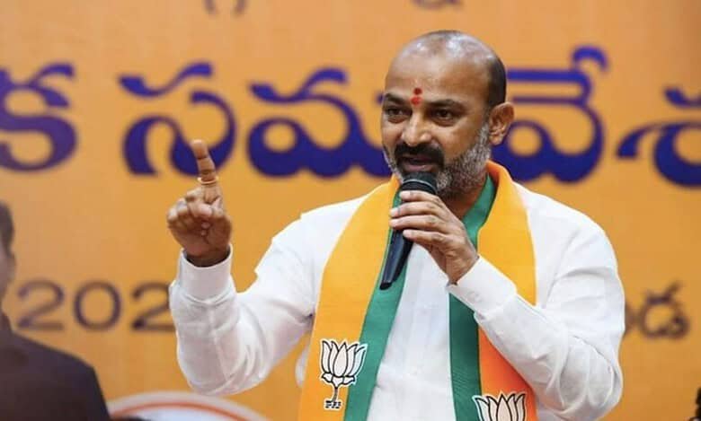 Bandi Sanjay disse que Congresso e AIMIM têm como alvo os votos hindus