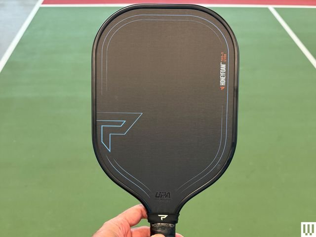 A era da espuma mudou o Pickleball – Aqui estão os 2 melhores remos de Pickleball do momento