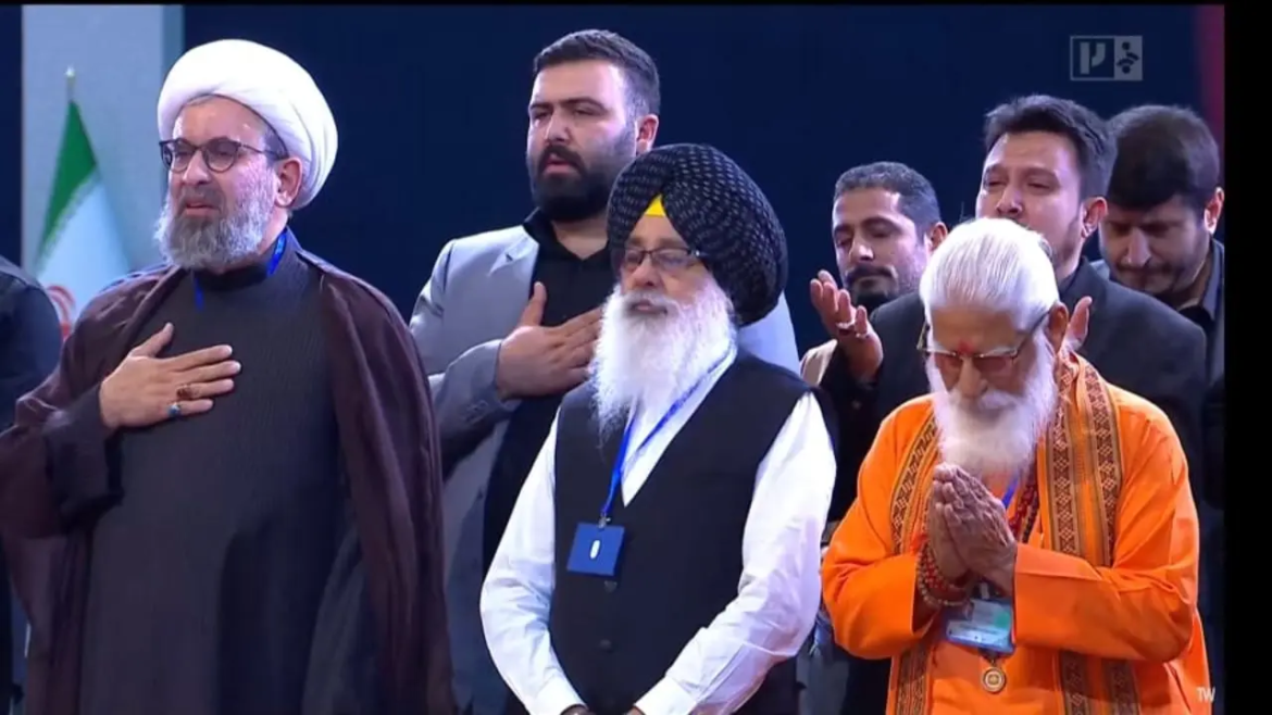 Líderes políticos indianos chegam a Teerã para rituais fúnebres do Líder Supremo do Irã