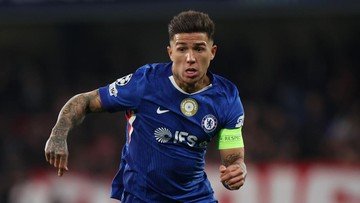 Alonso quer que Enzo Fernandez continue no Chelsea