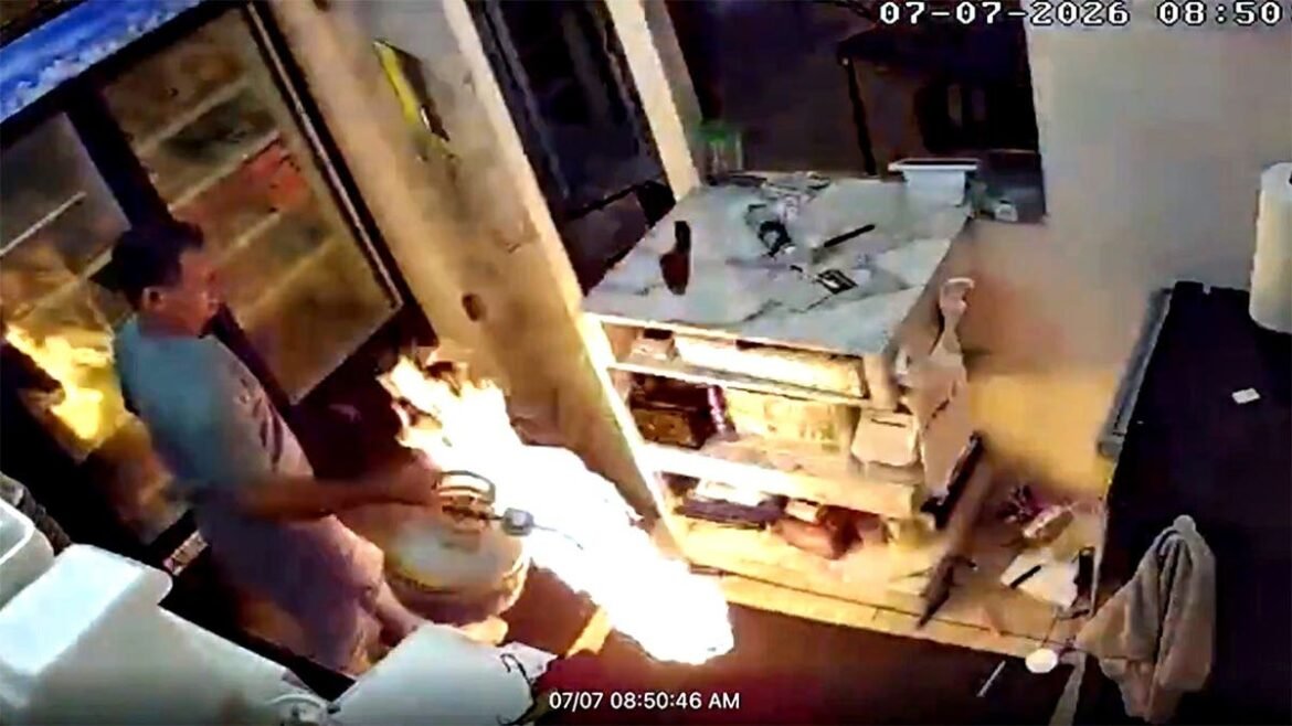 Um homem da Flórida foi preso por colocar fogo em um tanque de propano em um restaurante