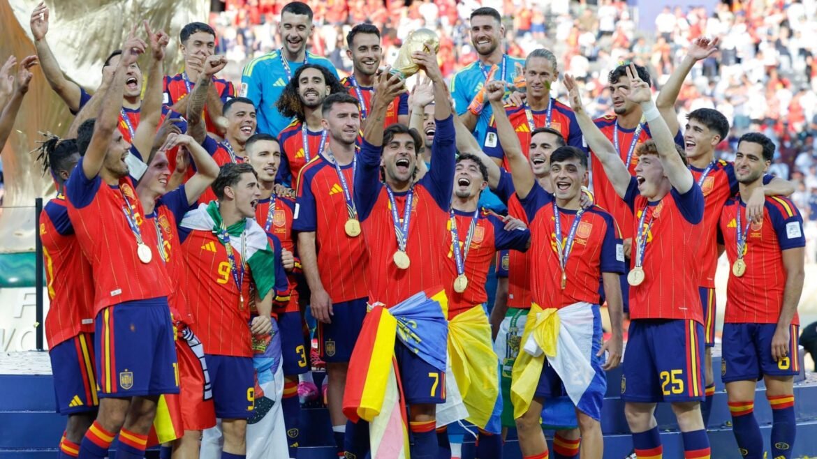 que horas são, o percurso da seleção em Madrid e o último momento da festa em Cibeles hoje