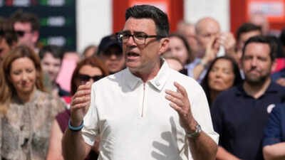 Burnham: ‘Isso vai ofender muitas pessoas’: o hábito de fazer chá do novo primeiro-ministro do Reino Unido, Andy Burnham, gera debate