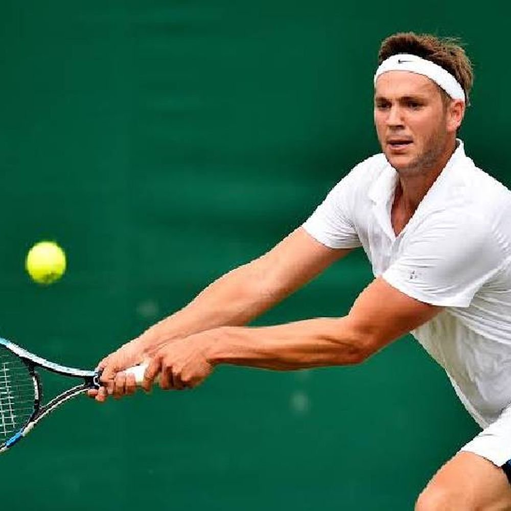 O “herói de culto” que derrotou Federer voltou depois de 10 anos: Marcus Willis, sofrendo de depressão e pobreza, voltou a Wimbledon por insistência de sua esposa.