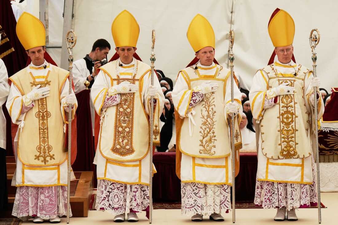 O Vaticano declarou a Fraternidade São Pio X em cisma: NPR