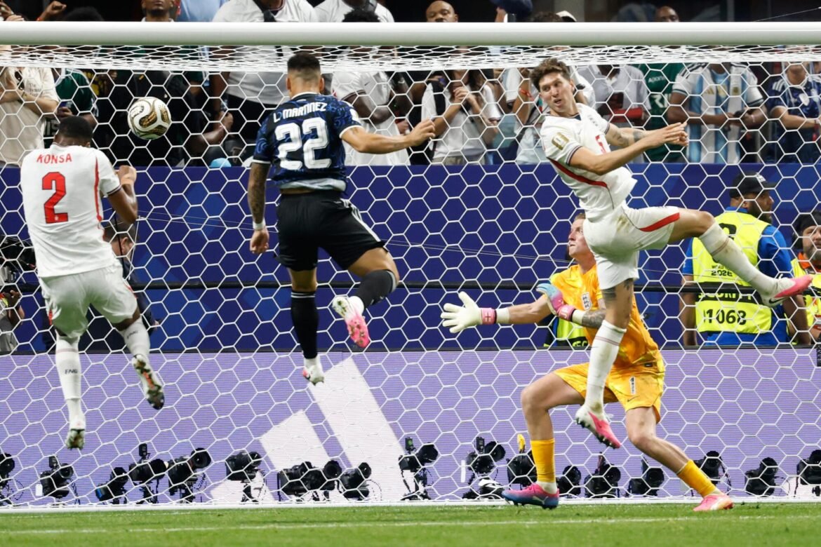 Lionel Messi e Argentina marcam vitória na semifinal da Copa do Mundo sobre a Inglaterra