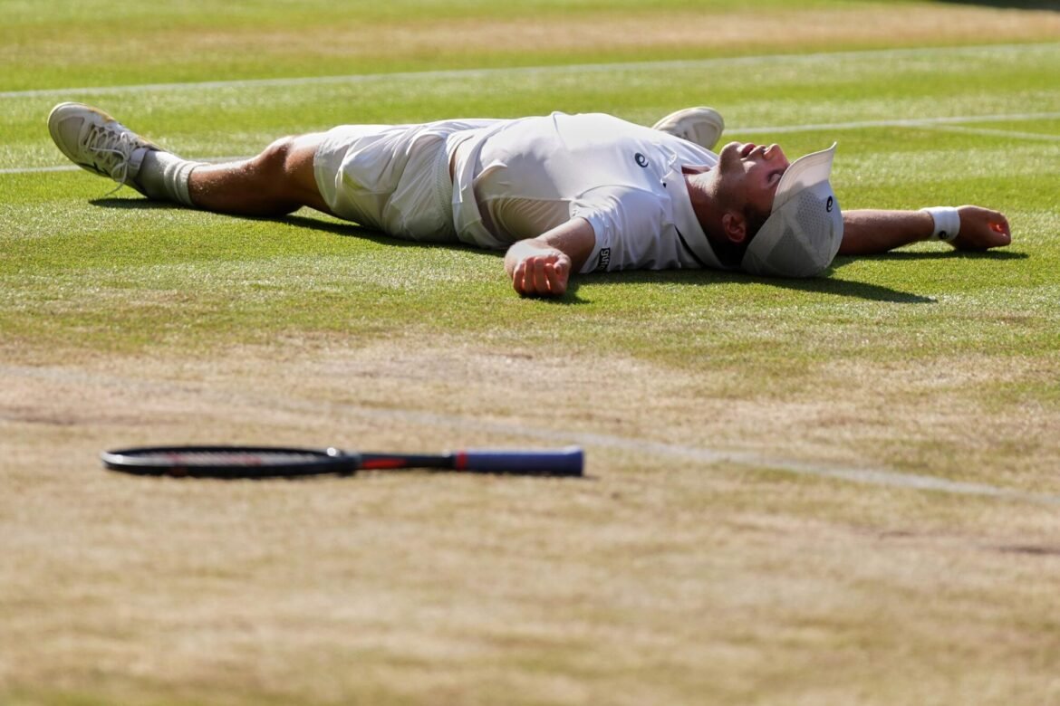 A corrida milagrosa de Arthur Fery em Wimbledon o coloca à beira da história