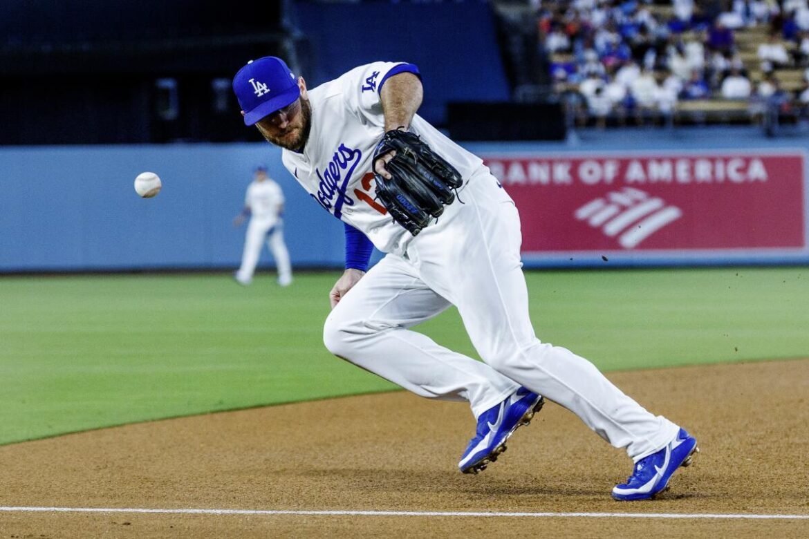 O single de oitava entrada de Mookie Betts dá aos Dodgers uma vitória sobre as Montanhas Rochosas